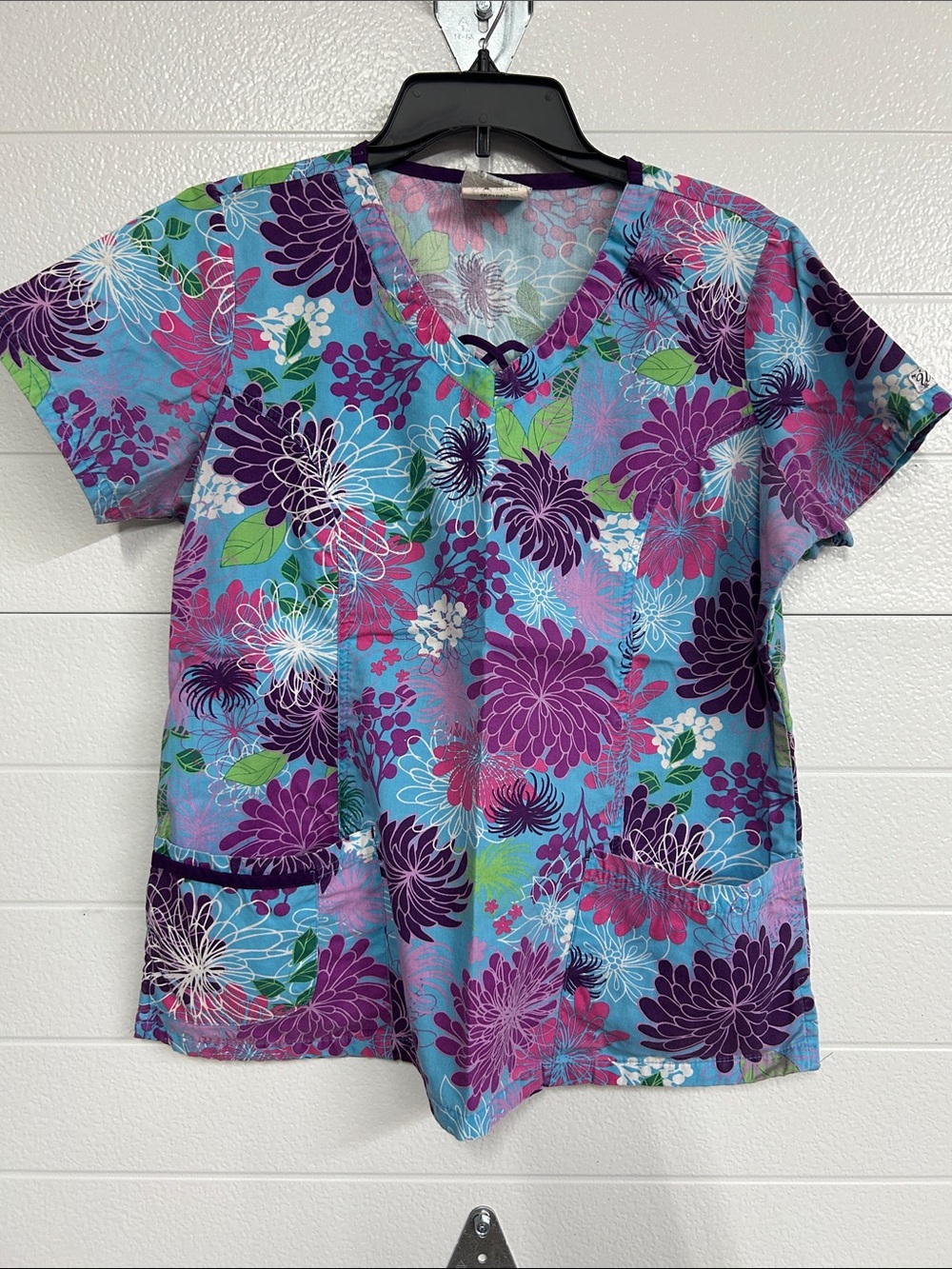 UA Scrub Top